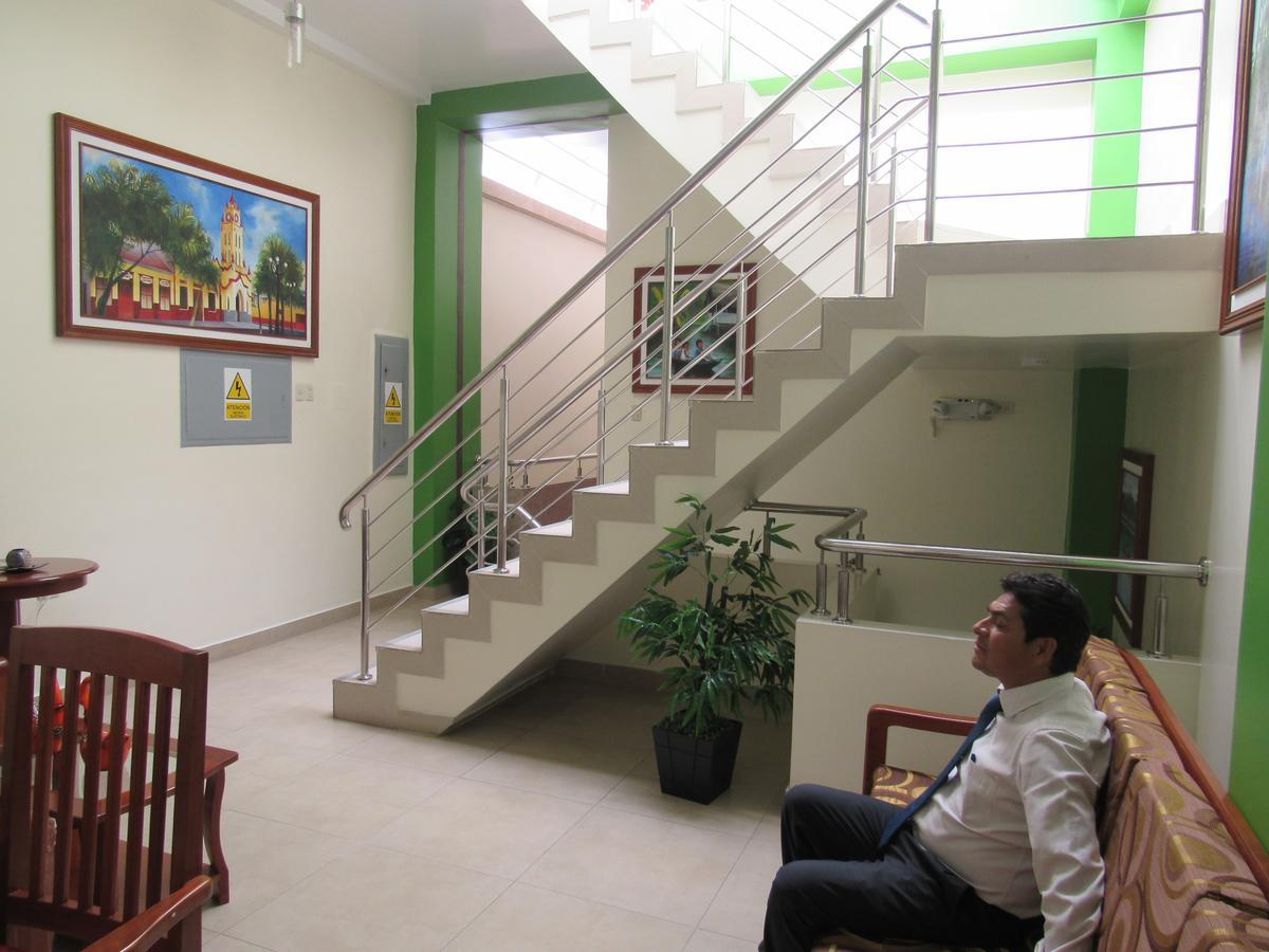 Alojamiento El Cardenal Iquitos Exterior foto